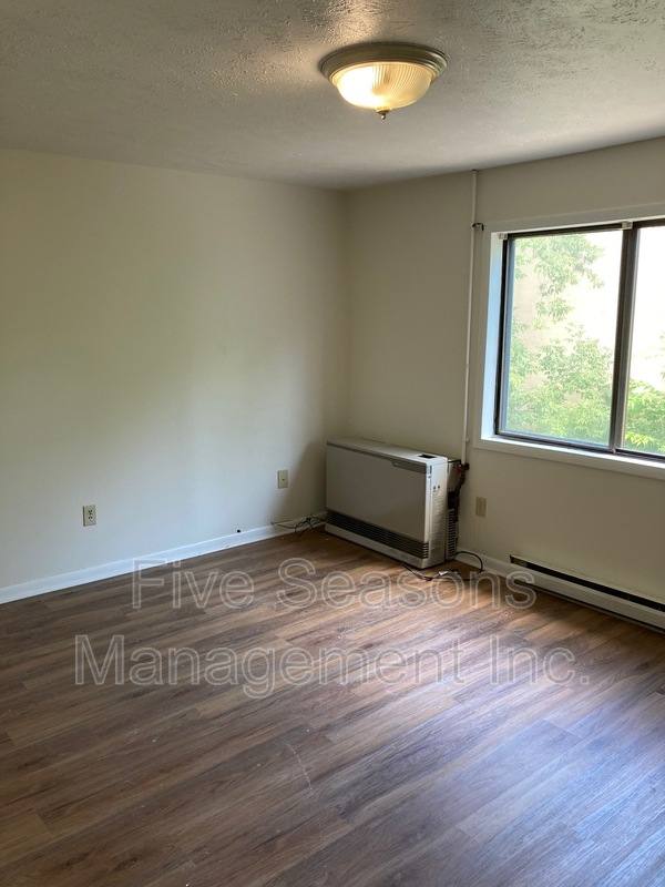Townhouse for rent at 1036 N Ave #4, Burlington, VT 05408