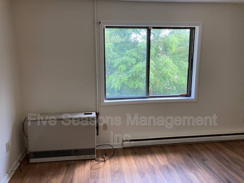 Townhouse for rent at 1036 N Ave #4, Burlington, VT 05408