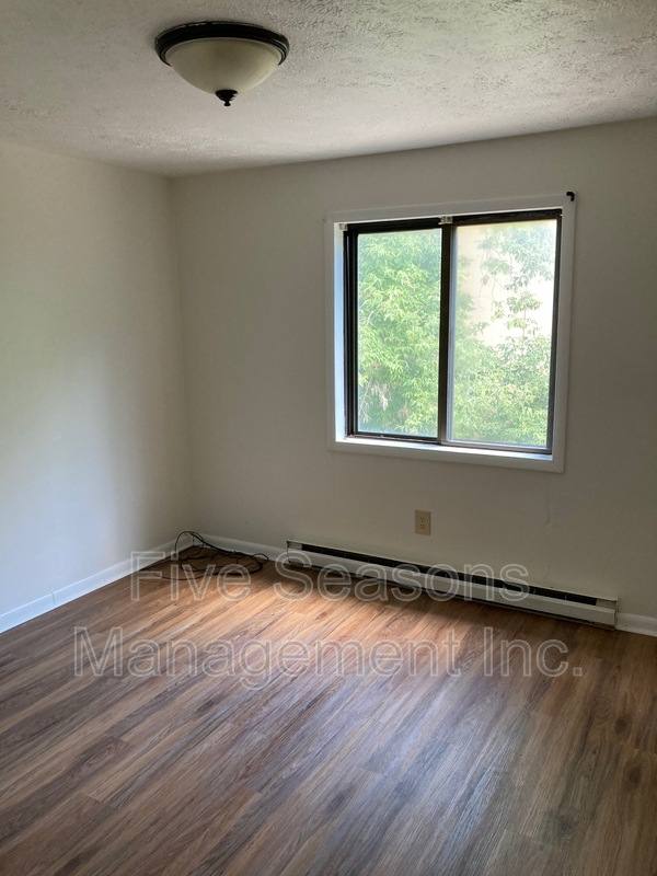 Townhouse for rent at 1036 N Ave #4, Burlington, VT 05408