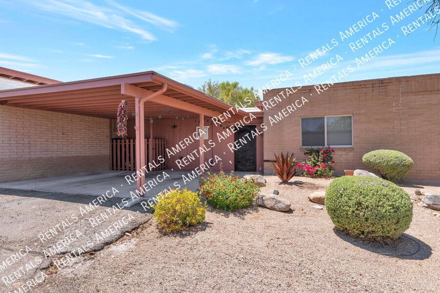 Townhouse for rent at 88 E Cholla Shadows Dr, Tucson, AZ 85704