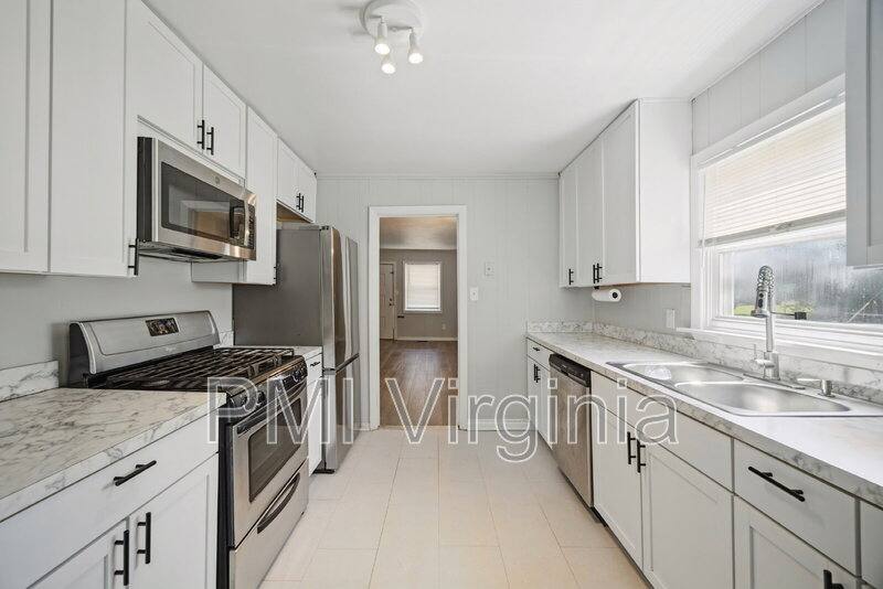 House for rent at 3310 Glasgow St, Portsmouth, VA 23707