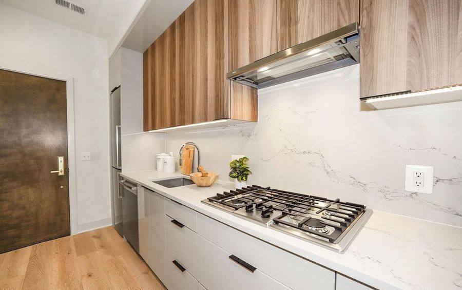 Condo for rent at 801 N St NW #304, Washington, DC 20001