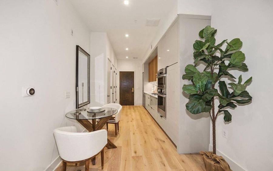 Condo for rent at 801 N St NW #304, Washington, DC 20001