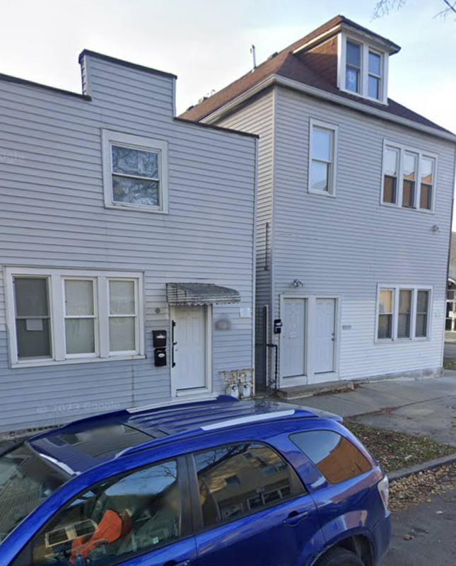 Apartment for rent at 4800 S Winchester Ave W, Chicago, IL 60609