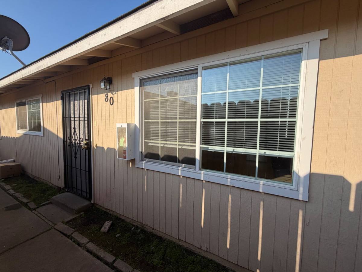 Apartment for rent at 80 E 12th St, Merced, CA 95341