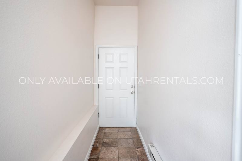 Condo for rent at 1052 Canyon Meadow Dr #3, Provo, UT 84606