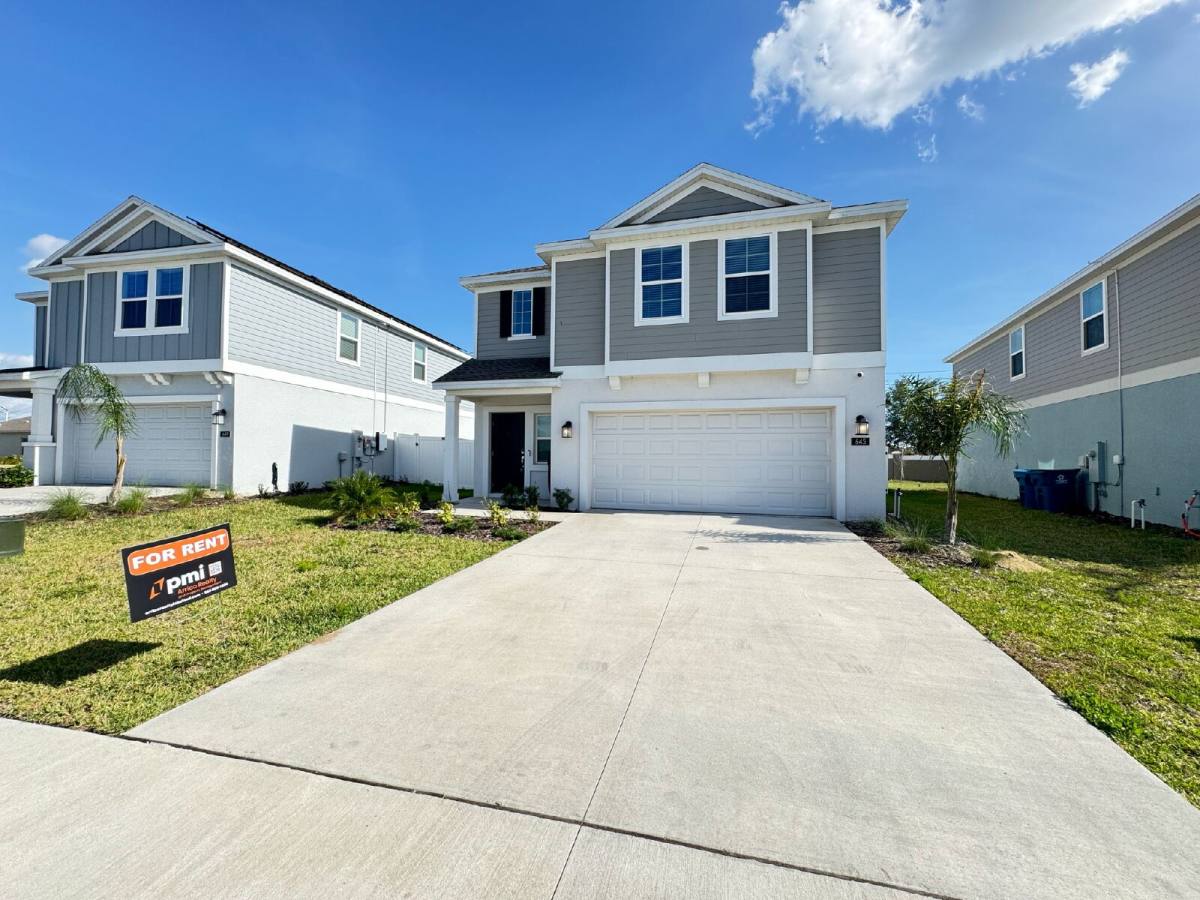 House for rent at 645 Bell Prairie Circle, Lake Wales, FL 33859