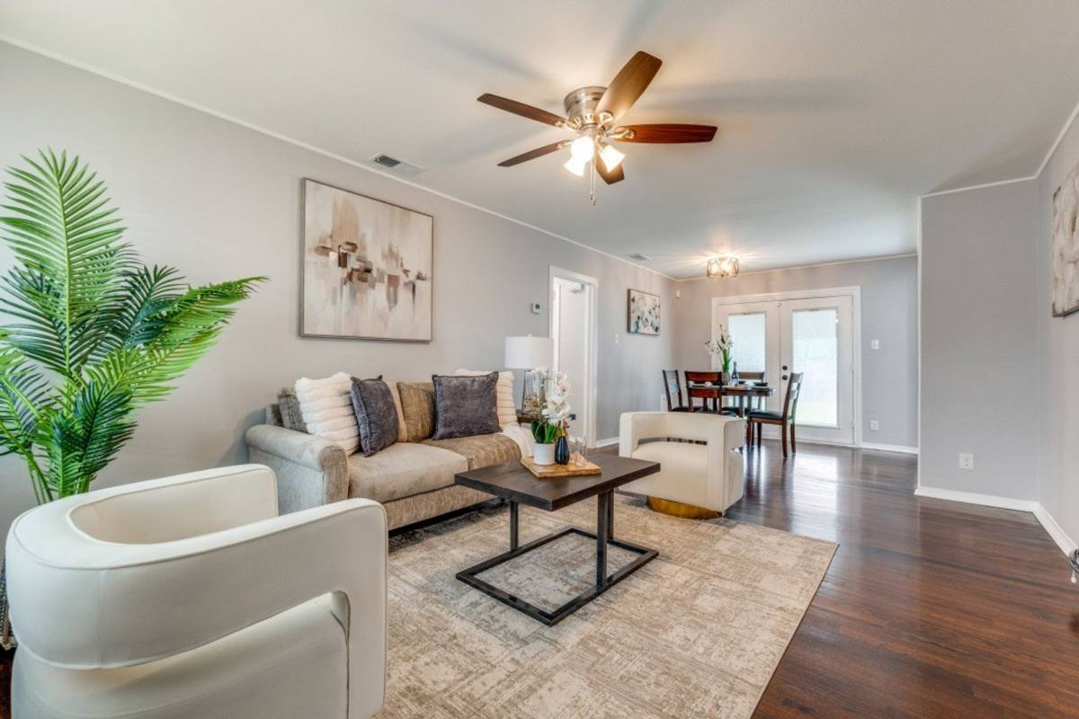 House for rent at 2736 Rolinda Dr, Dallas, TX 75211