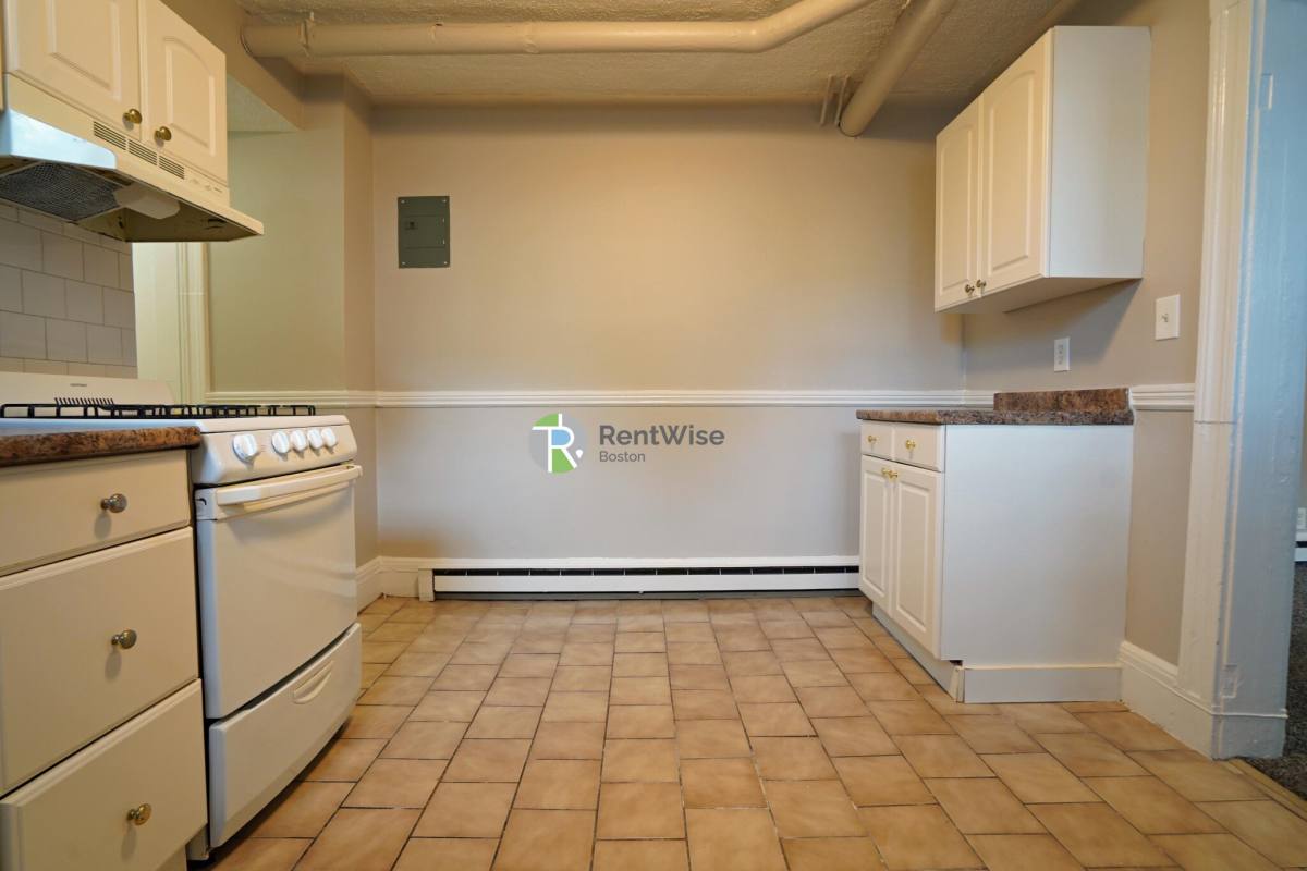 Apartment for rent at 56 Gardner St #1A, Allston, MA 02134