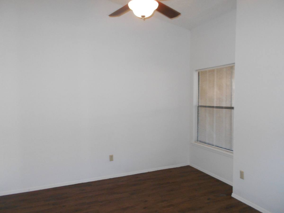 134 N Troy Ave - B #B, Lubbock, TX 79416 - Townhouse for Rent