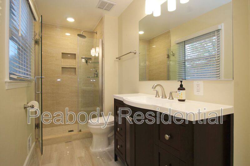 House for rent at 4500 Lantern Place, Alexandria, VA 22306