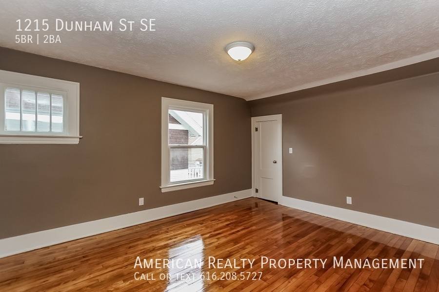 House for rent at 1215 Dunham St SE, Grand Rapids, MI 49506
