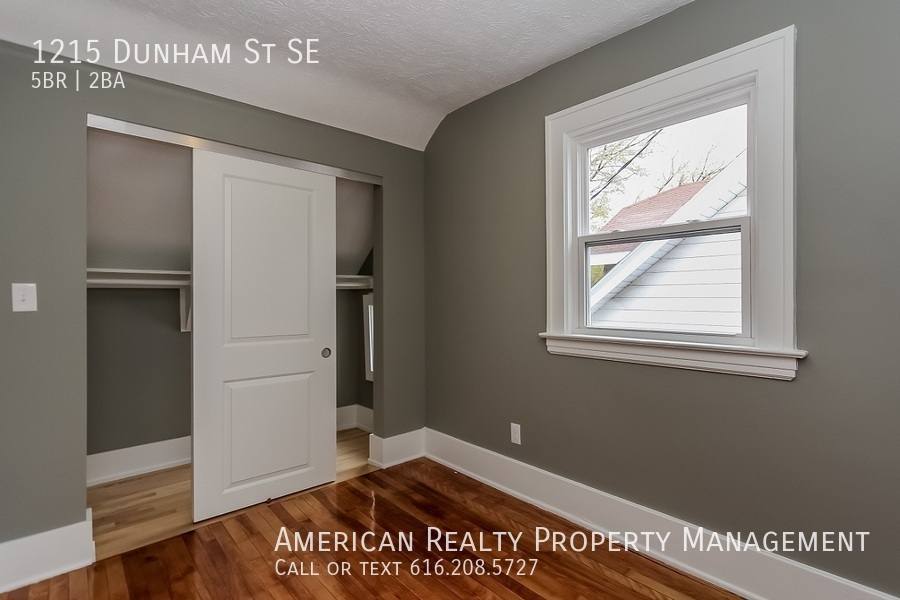 House for rent at 1215 Dunham St SE, Grand Rapids, MI 49506