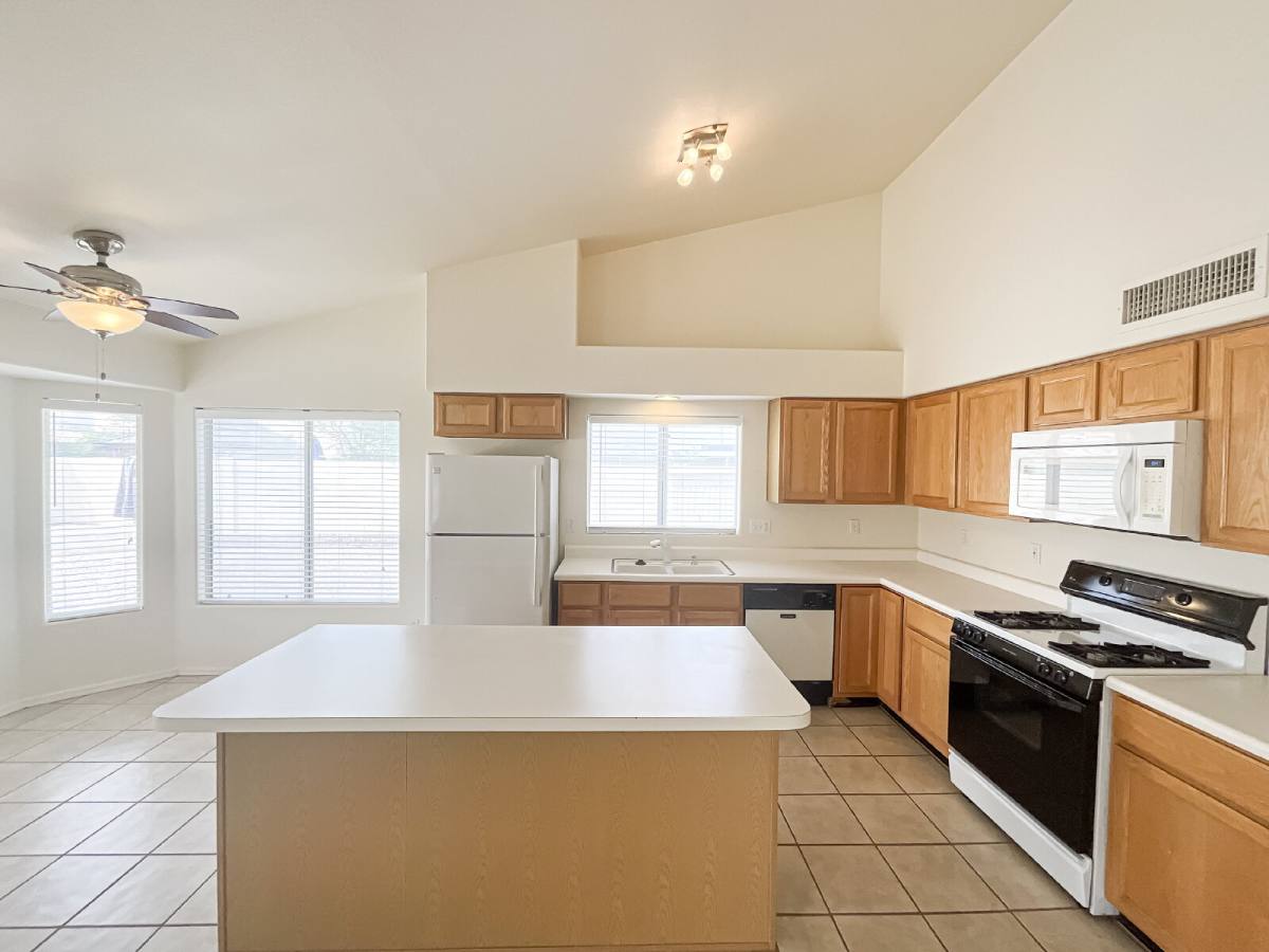 House for rent at 7121 E Milagro Ave, Mesa, AZ 85209