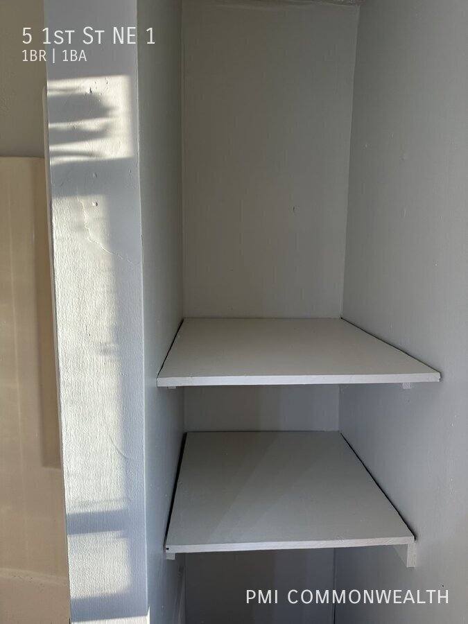 Apartment for rent at 5 1st St NE #1, Pulaski, VA 24301