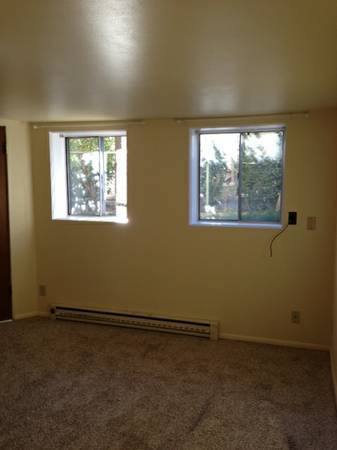 Apartment for rent at 1031 1 2 Mill St #9, Eugene, OR 97401