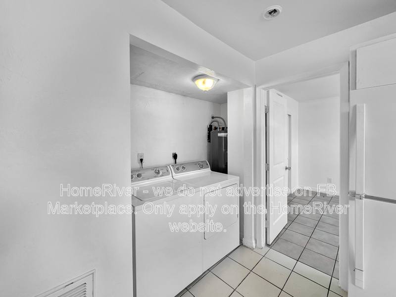 Apartment for rent at 5467 2nd Ave, Fort Myers, FL 33907
