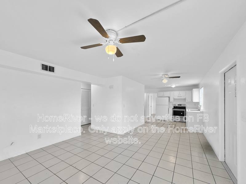 Apartment for rent at 5467 2nd Ave, Fort Myers, FL 33907