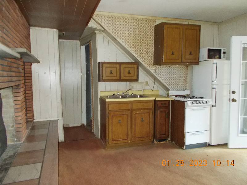 Apartment for rent at 3333 8th St Rd, Huntington, WV 25701