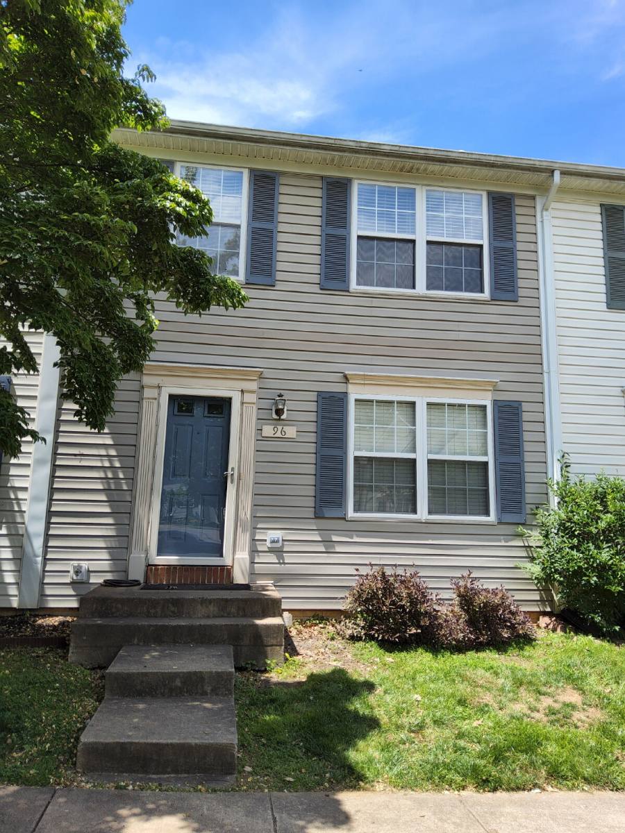 Townhouse for rent at 96 Dorset Lane, Warrenton, VA 20186