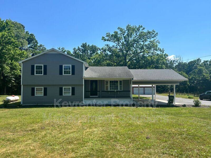 House for rent at 781 Cold Springs Rd, Stuarts Draft, VA 24477