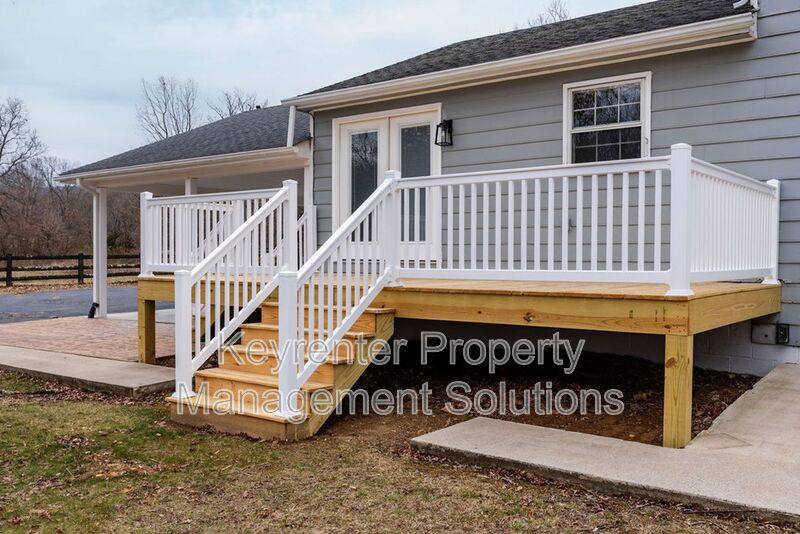 House for rent at 781 Cold Springs Rd, Stuarts Draft, VA 24477