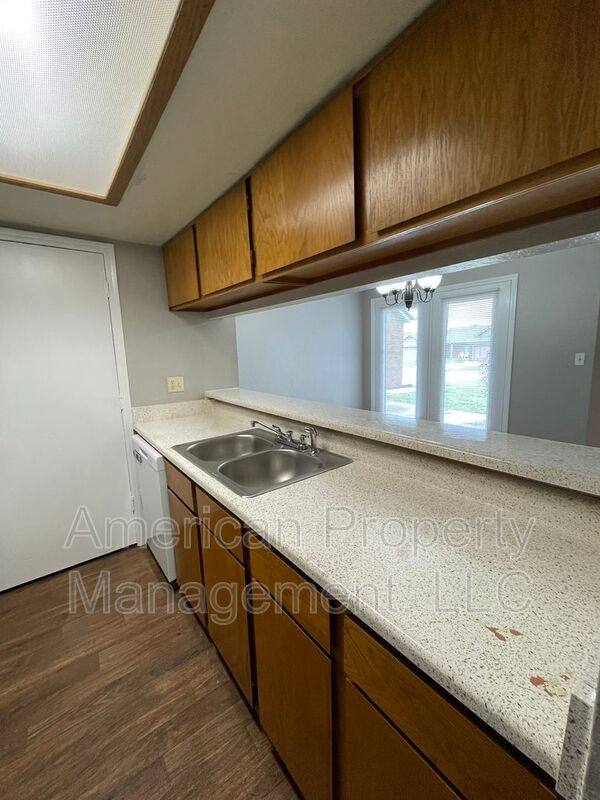 Apartment for rent at 13120 E 44th St, Tulsa, OK 74134