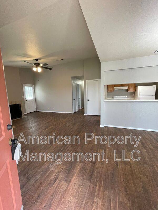 Apartment for rent at 13120 E 44th St, Tulsa, OK 74134