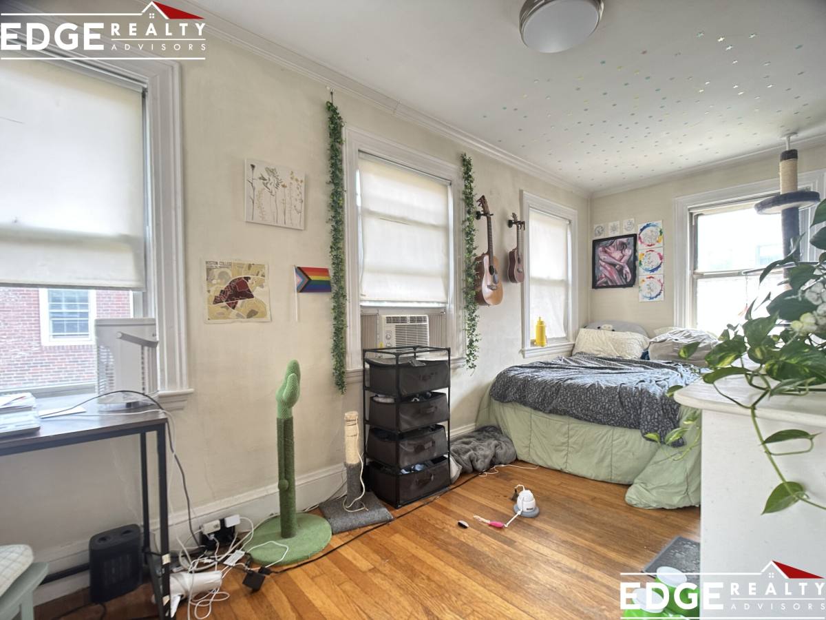 Apartment for rent at 115 Lanark Rd, Brighton, MA 02135