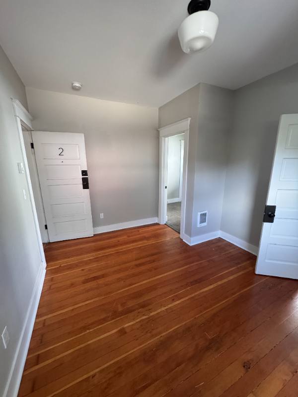 Apartment for rent at 1035 SE 14th Ave #2, Portland, OR 97214