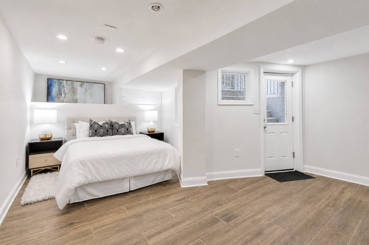 Apartment for rent at 3576 13th St #B, Washington, DC 20010