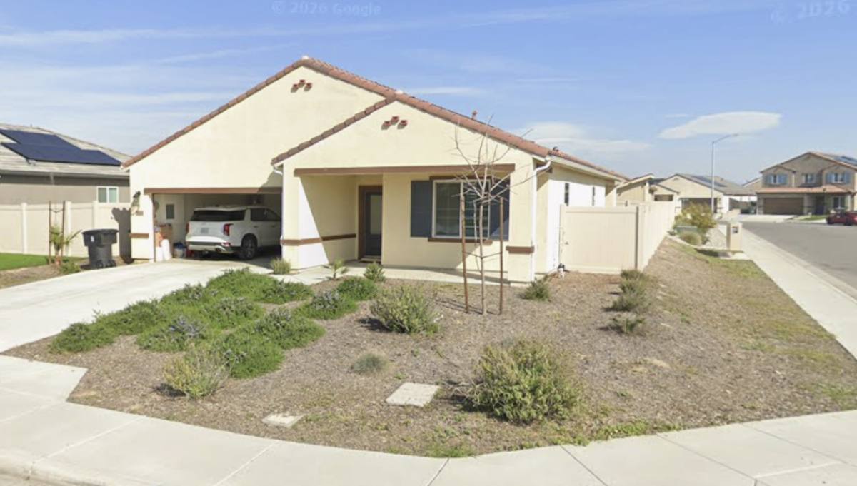 House for rent at 7828 Strawberry Lane, Bakersfield, CA 93313