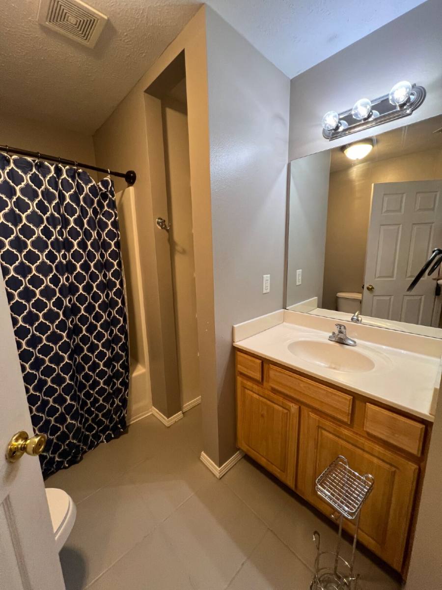 House for rent at 711 Boys Camp Rd, Rockaway Beach, MO 65740