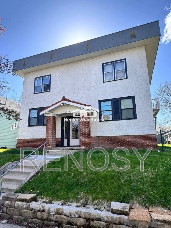 Apartment for rent at 1314 22nd St #5, Des Moines, IA 50311