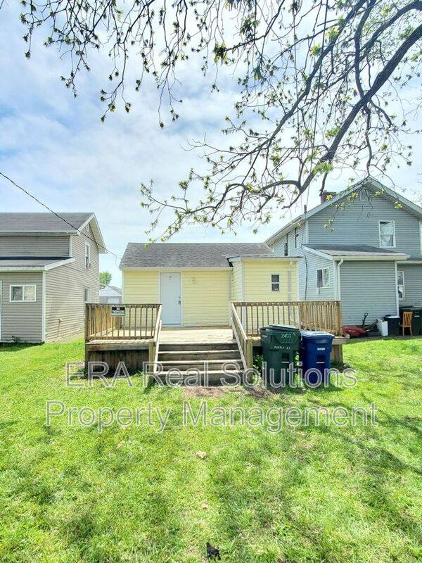 House for rent at 2400 Pomola Ave, Columbus, OH 43204