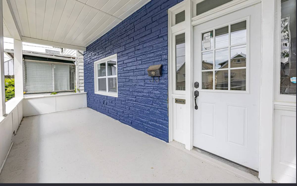 House for rent at 1922 Kenneth Ave, New Kensington, PA 15068