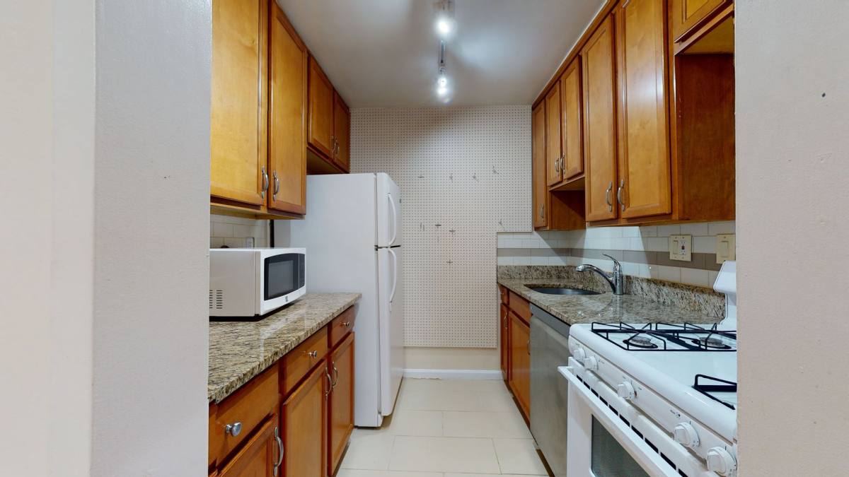 Condo for rent at 2400 41st St NW #208, Washington, DC 20007