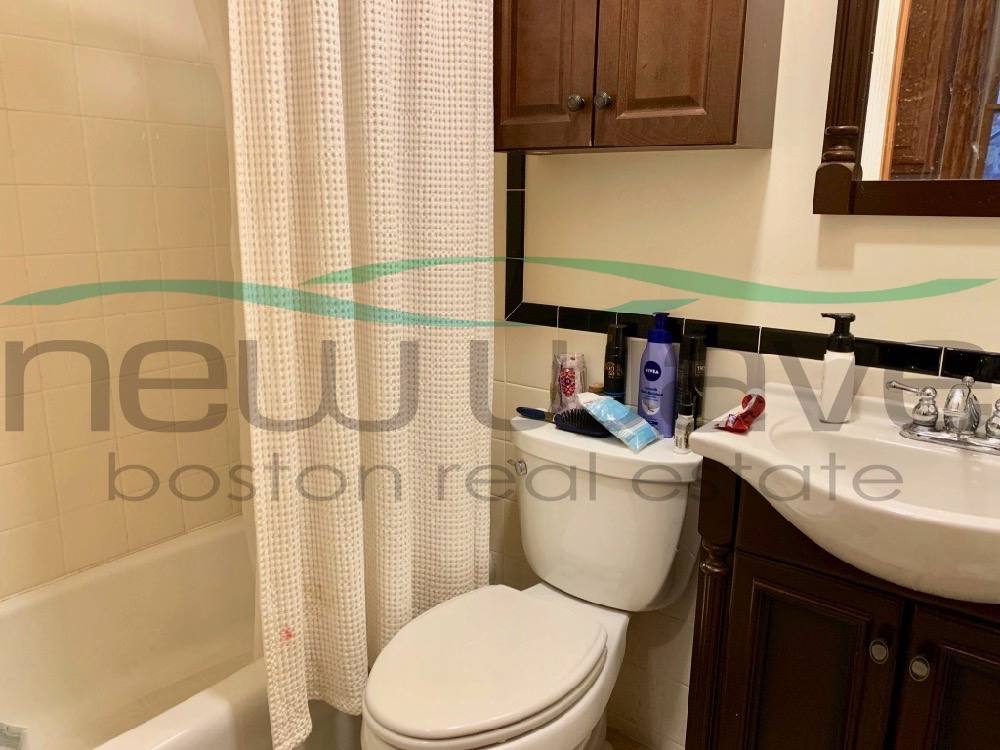 Apartment for rent at 16 S Russell St #2, Boston, MA 02114