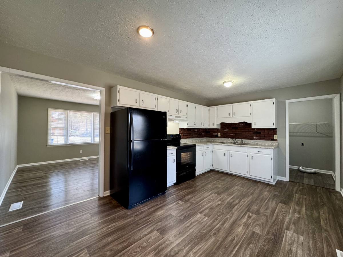 House for rent at 1222 Kienast Dr, Fayetteville, NC 28314
