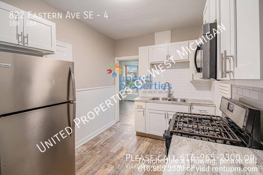 Apartment for rent at 822 Eastern Ave SE #4, Grand Rapids, MI 49507