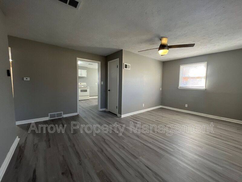 Apartment for rent at 2515 W St, Lincoln, NE 68503