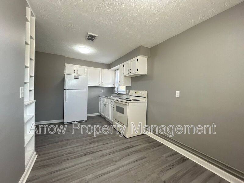 Apartment for rent at 2515 W St, Lincoln, NE 68503