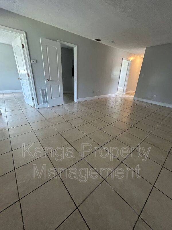 Apartment for rent at 3208 Louisiana Ave #4, Fort Pierce, FL 34947