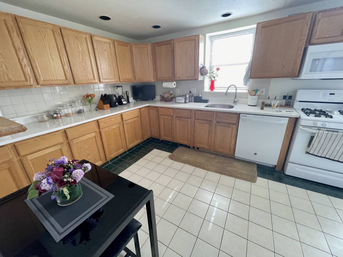 Apartment for rent at 2036 Mass Ave #4, Cambridge, MA 02140