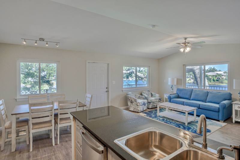 Apartment for rent at 240 Harmon Ave #213, Panama City, FL 32401