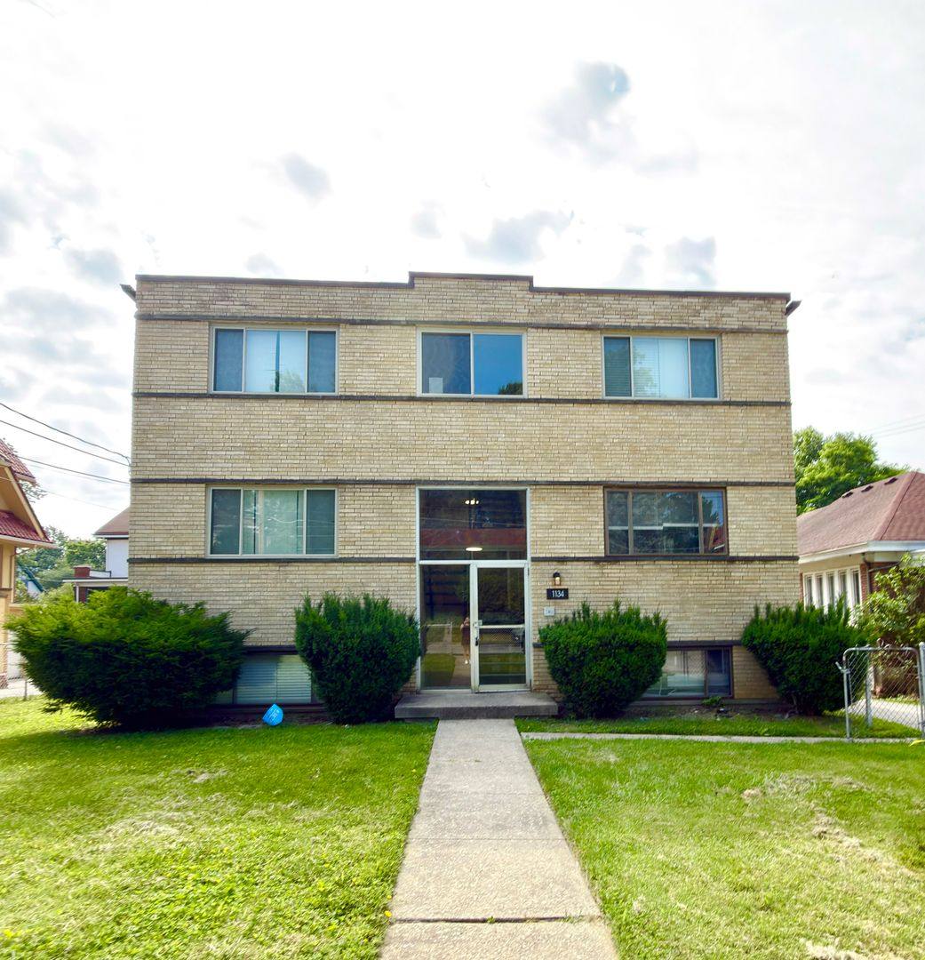Apartment for rent at 1134 Omena Place, Cincinnati, OH 45238