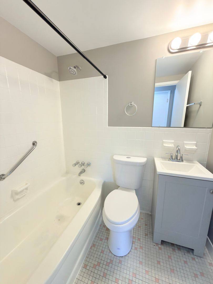 Apartment for rent at 1134 Omena Place, Cincinnati, OH 45238