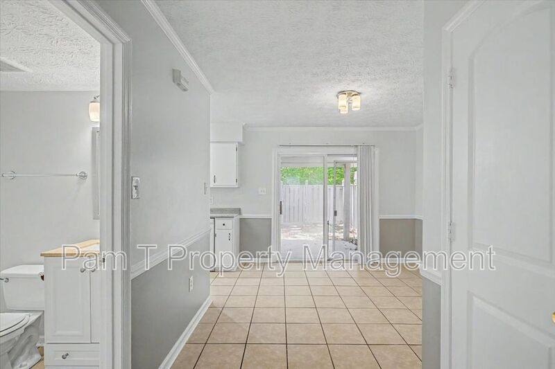 Townhouse for rent at 48 Pointer Place, Savannah, GA 31419