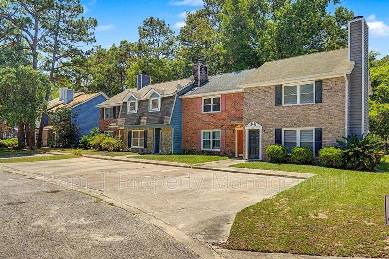 Townhouse for rent at 48 Pointer Place, Savannah, GA 31419