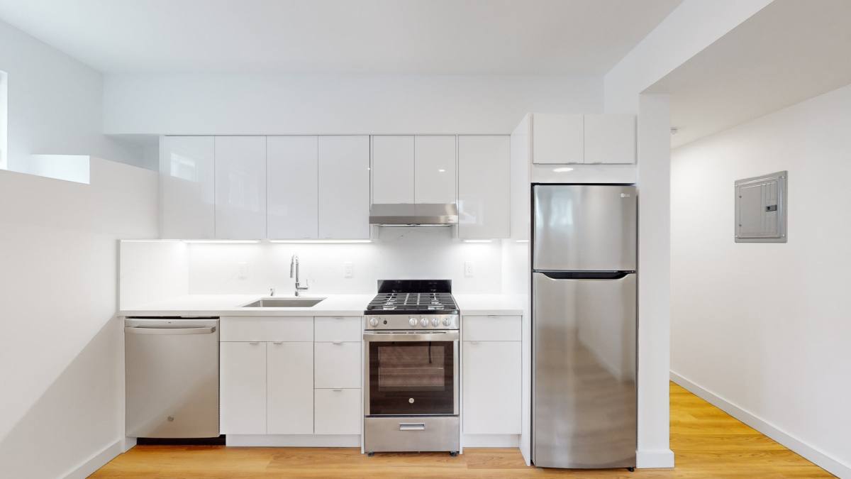 Apartment for rent at 3097 Washington St #27, San Francisco, CA 94115